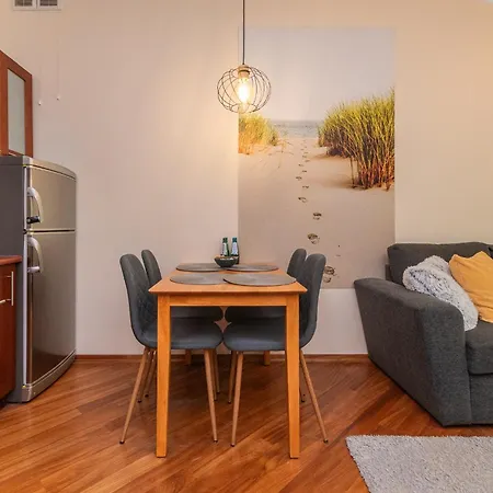 アパート Patio Mare 4 By Grand *